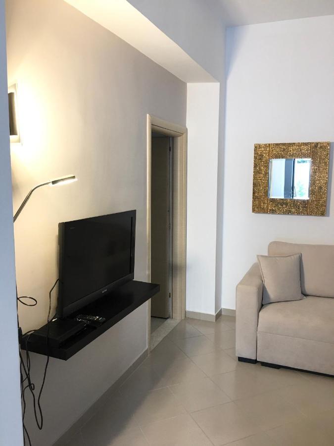 Lr Apartments Sarandë Exterior foto